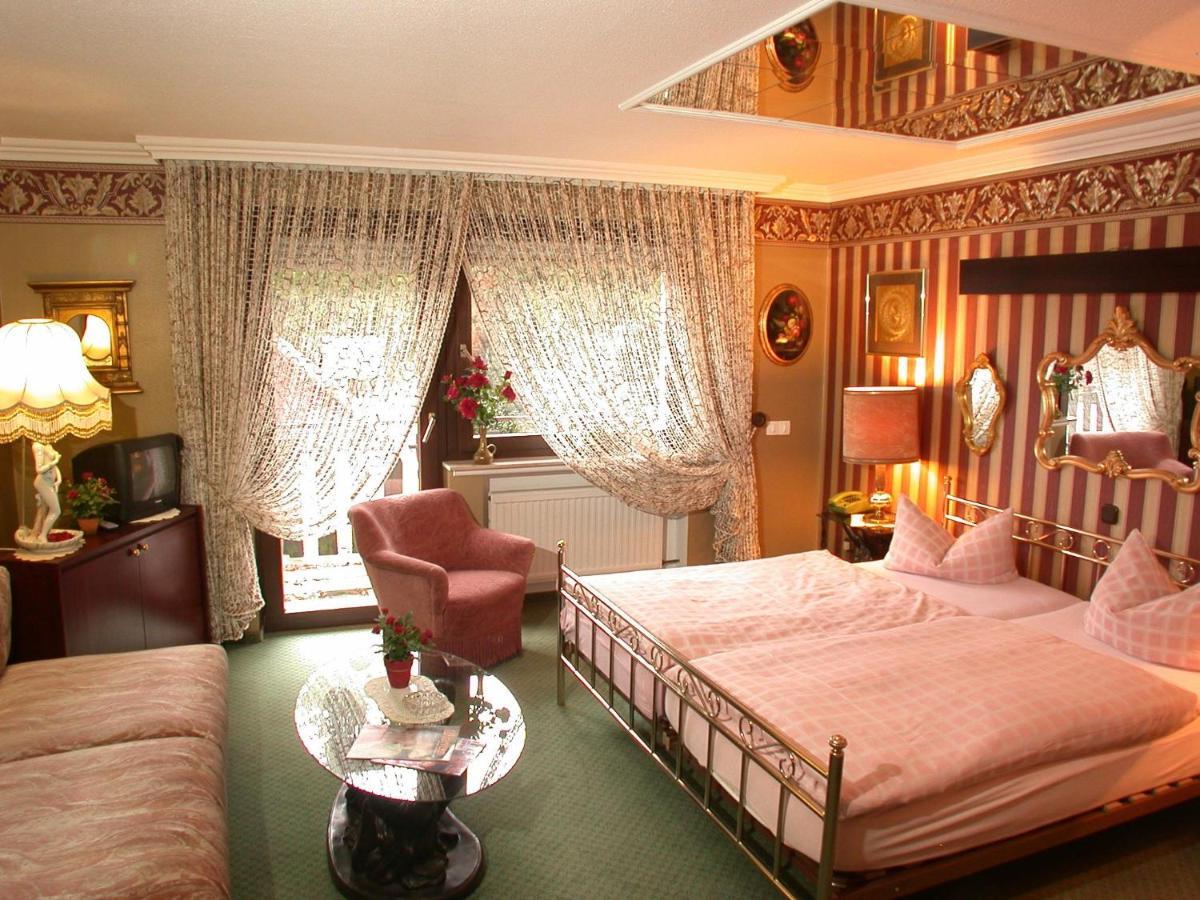 Hotel Kempenhof Lügde Kültér fotó